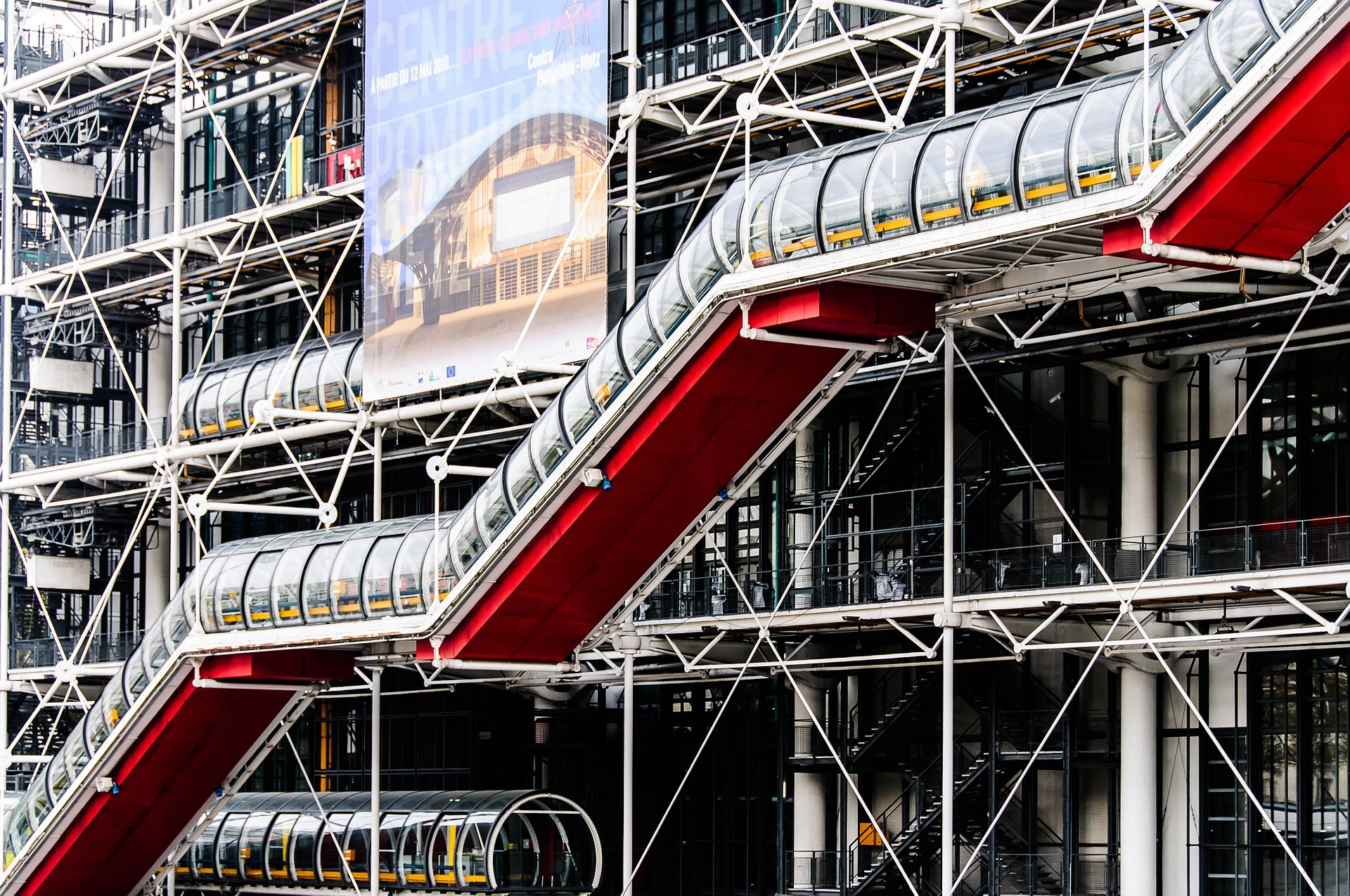paris-674964_1920